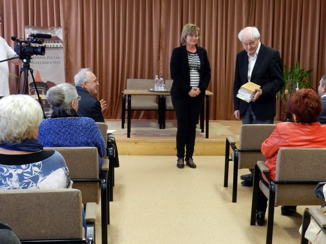 A költészet napja 2017 01